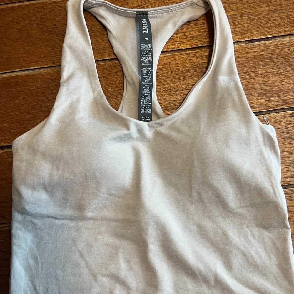 VUORI Halo Performance Crop Top 2.0 NWOT